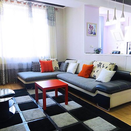 Panoramic Studio Apartments With Mountain Views Bişkek Dış mekan fotoğraf